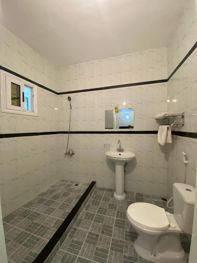 ברזוויל Hotel Victoria מראה חיצוני תמונה